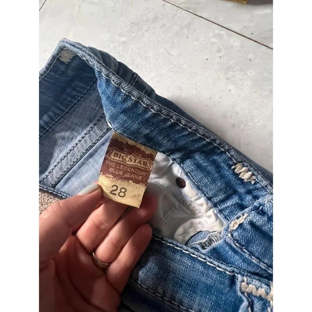 Big star liv denim short size 28 Y2K